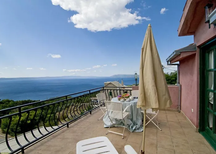 펜션 Panoramic Sea View House 투체피